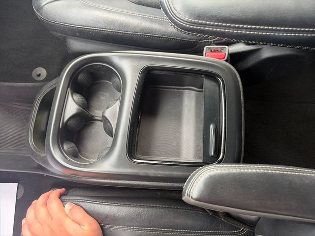 Used 2022 Chrysler Pacifica Touring-L w/ Uconnect Theater Family Group FWD image 23