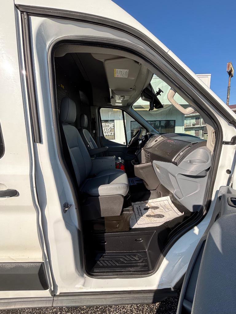 Used 2017 Ford Transit 350 148 Medium Roof image 27