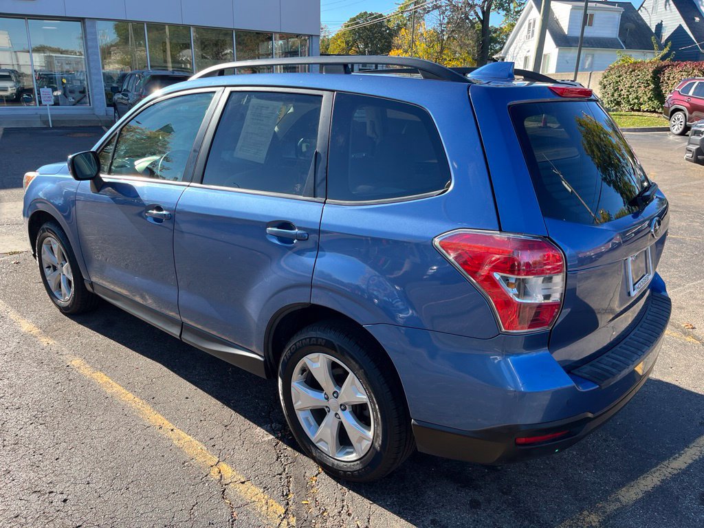 Used 2016 Subaru Forester 2.5i Premium w/ All-Weather Package AWD/4WD image 6