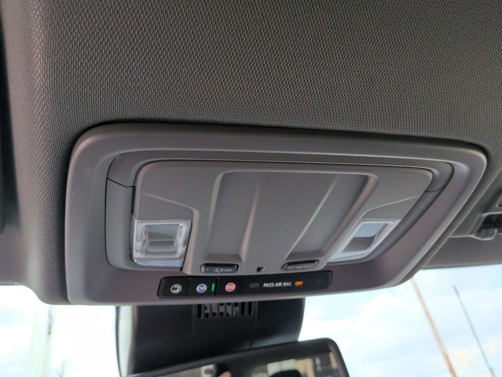 New 2026 Chevrolet Silverado 2500 Custom w/ Custom Value Package image 19