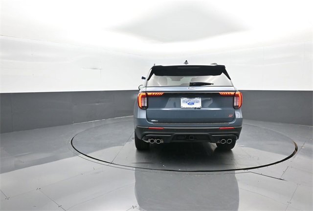 New 2026 Ford Explorer ST w/ Sun And Sound Package image 6