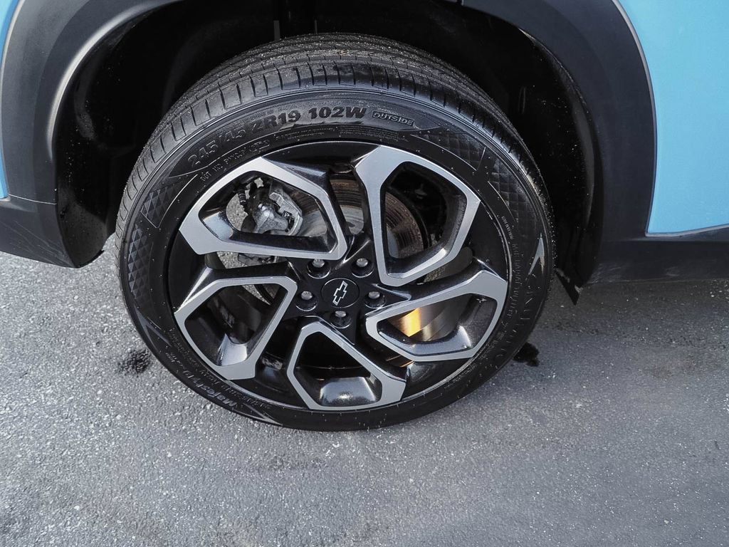 Certified 2024 Chevrolet Trax RS FWD image 37