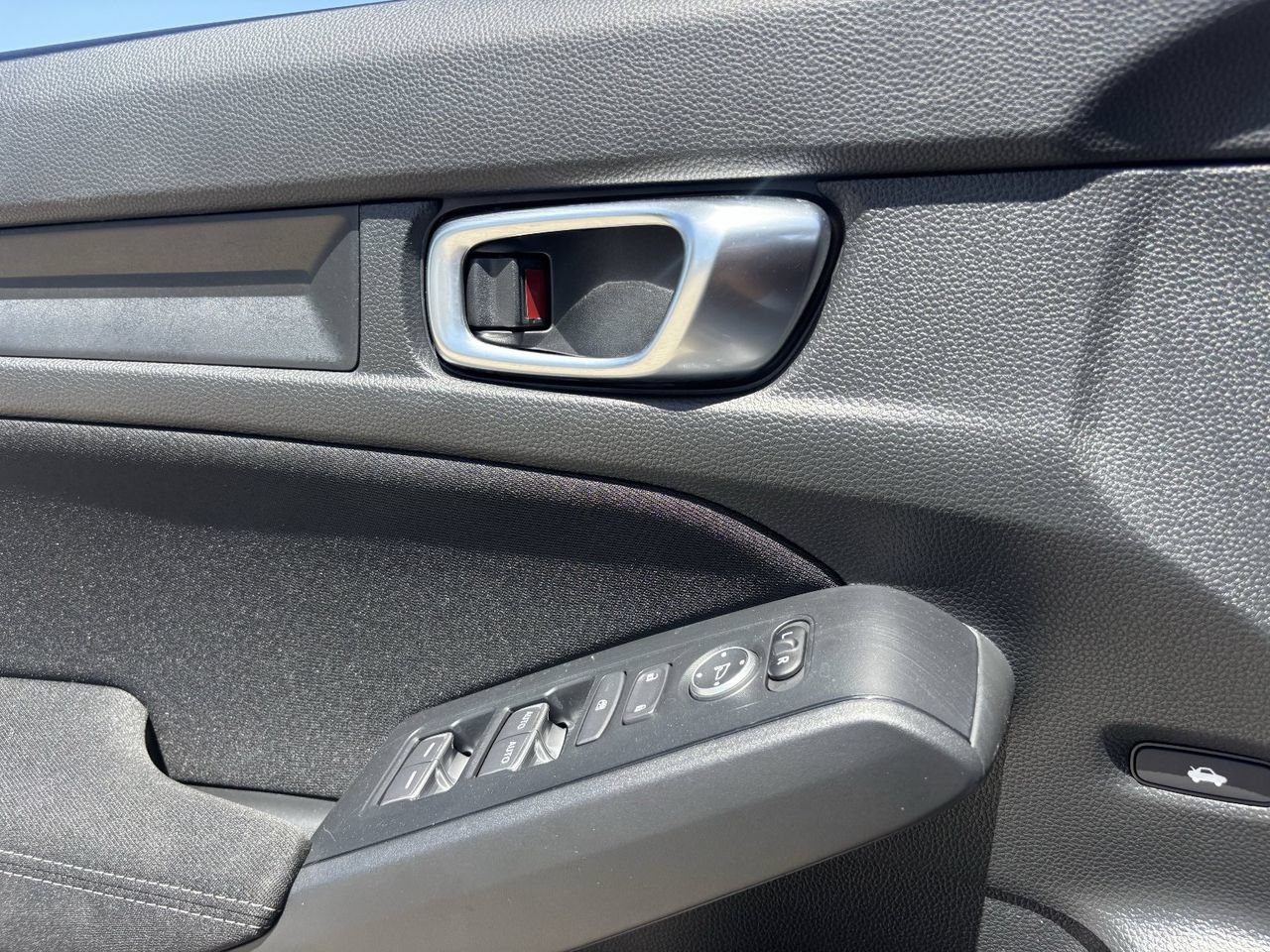 Used 2024 Honda Civic Sport image 19