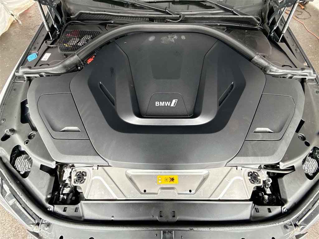 Used 2023 BMW i4 eDrive35 w/ Premium Package image 18