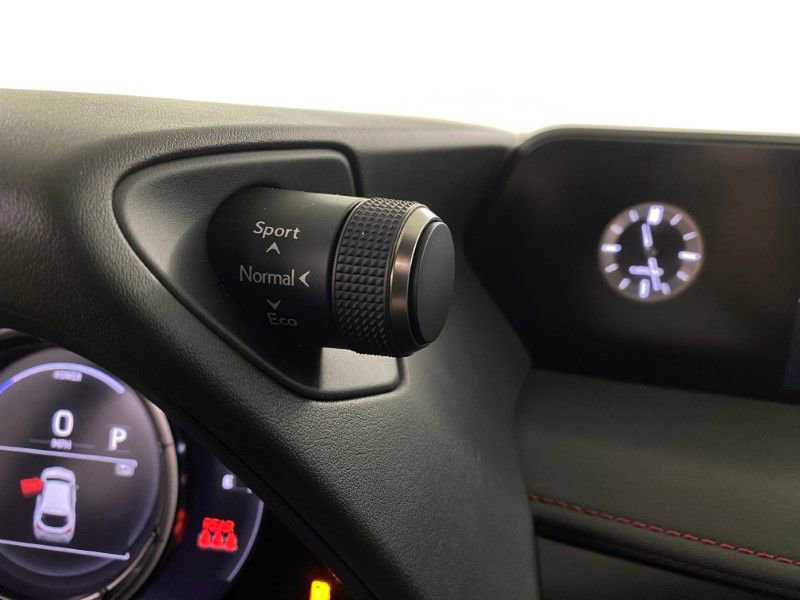 Used 2022 Lexus UX 250h F Sport image 39