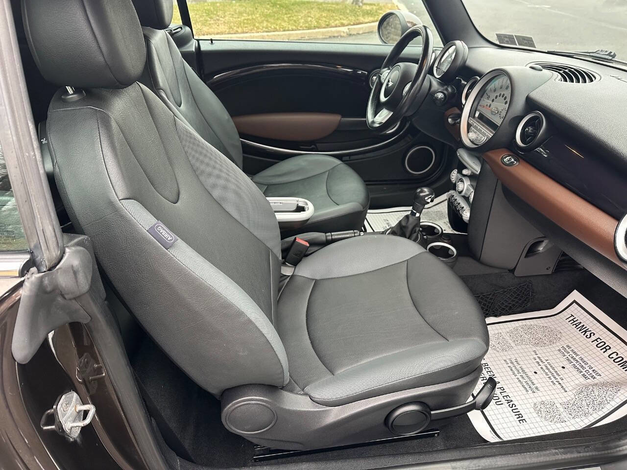 Used 2010 MINI Cooper Convertible w/ Cold Weather Pkg image 10