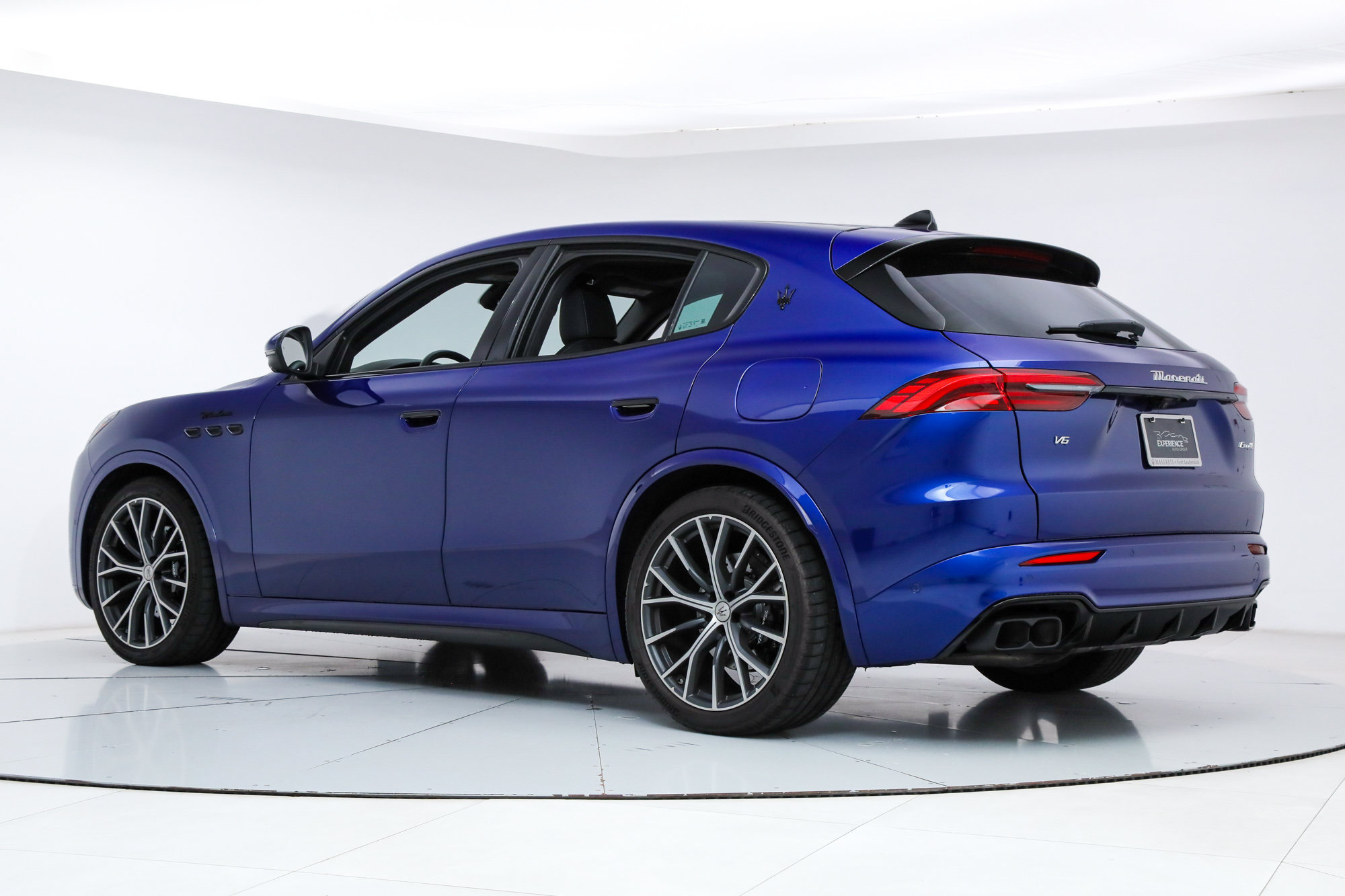 New 2026 Maserati Grecale Modena AWD/4WD image 3