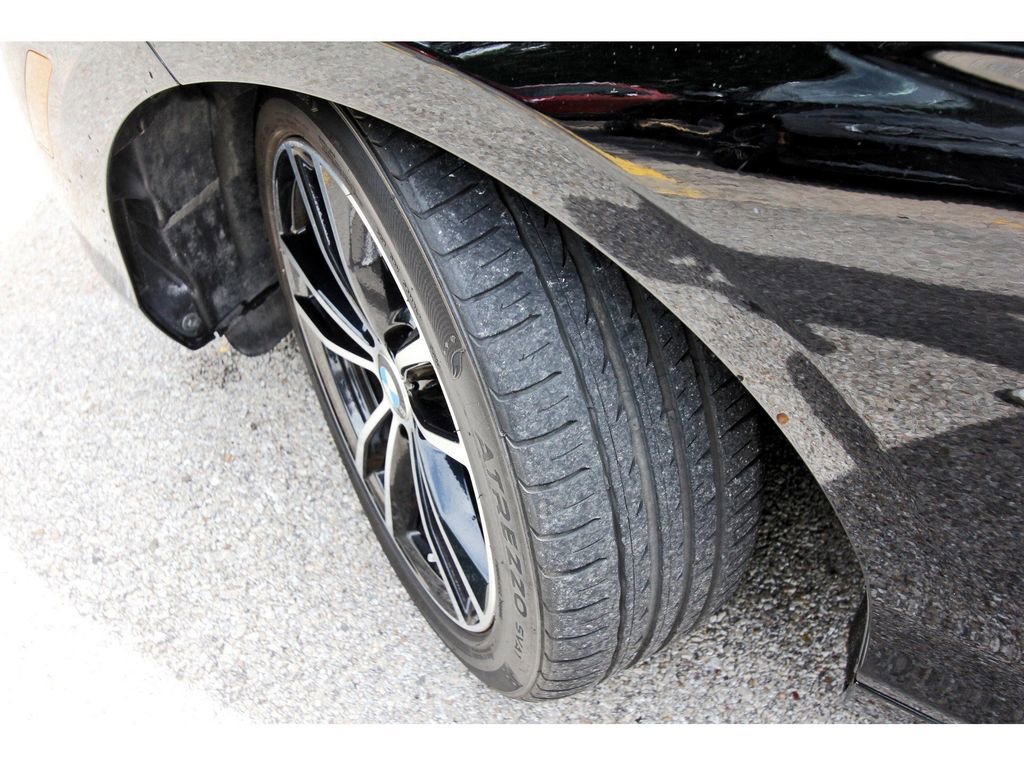 Used 2020 BMW 230i Convertible w/ Premium Package RWD image 30