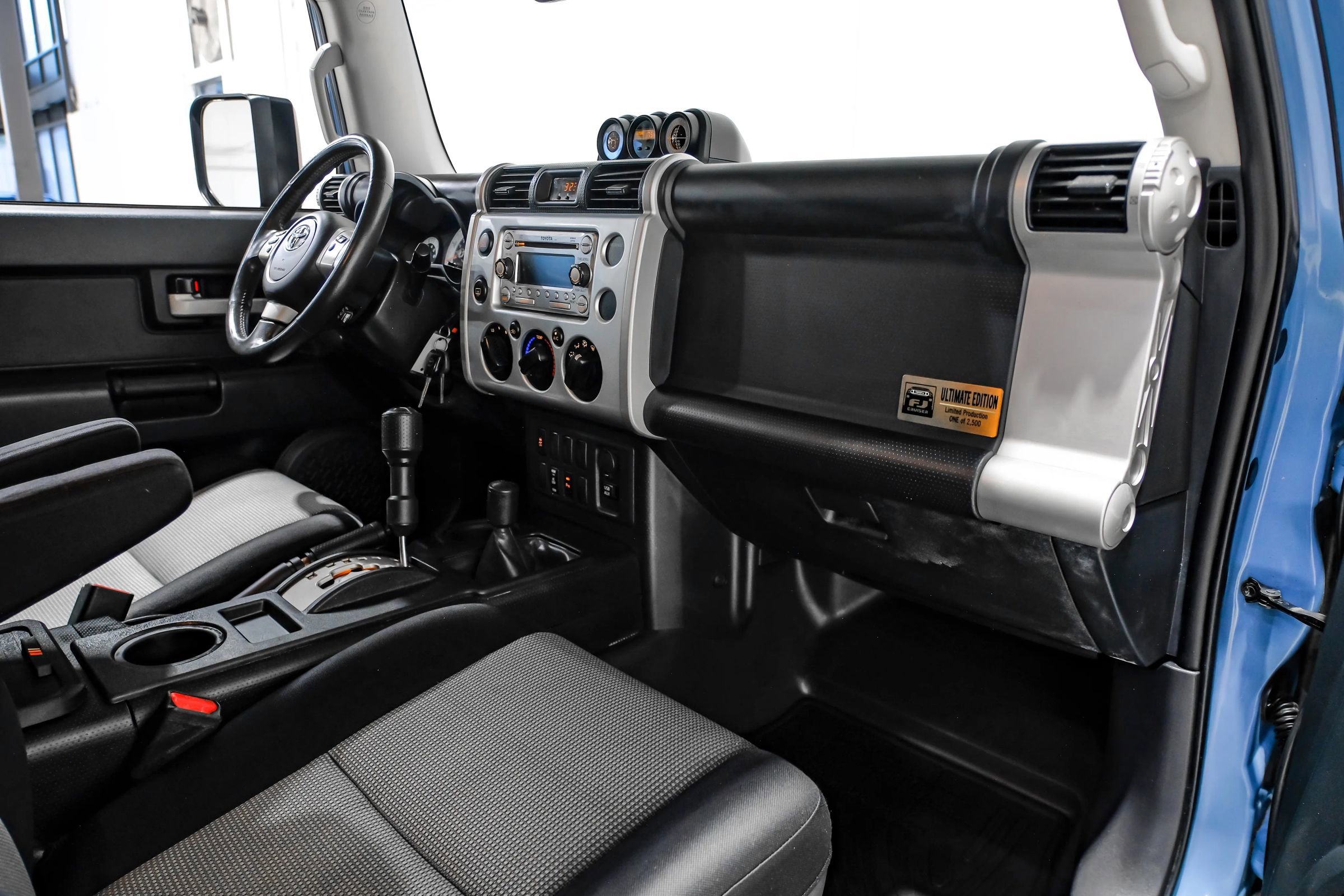 Used 2014 Toyota FJ Cruiser 4WD w/ Trail Teams Ultimate Edition image 17