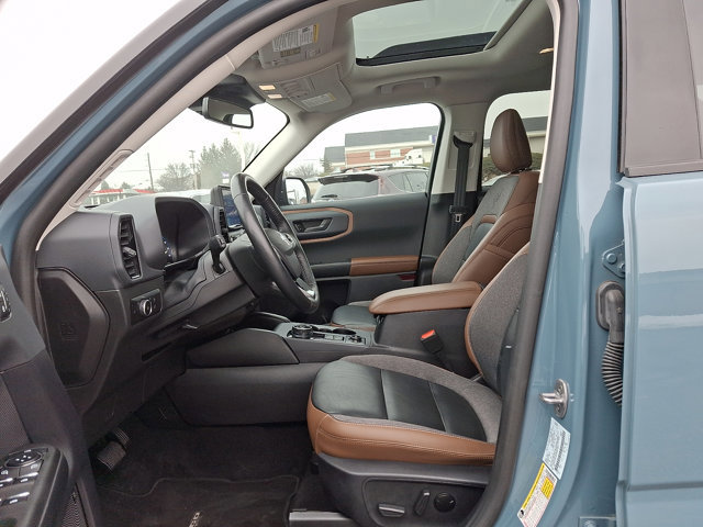 Used 2023 Ford Bronco Sport Outer Banks w/ Tech Package image 13