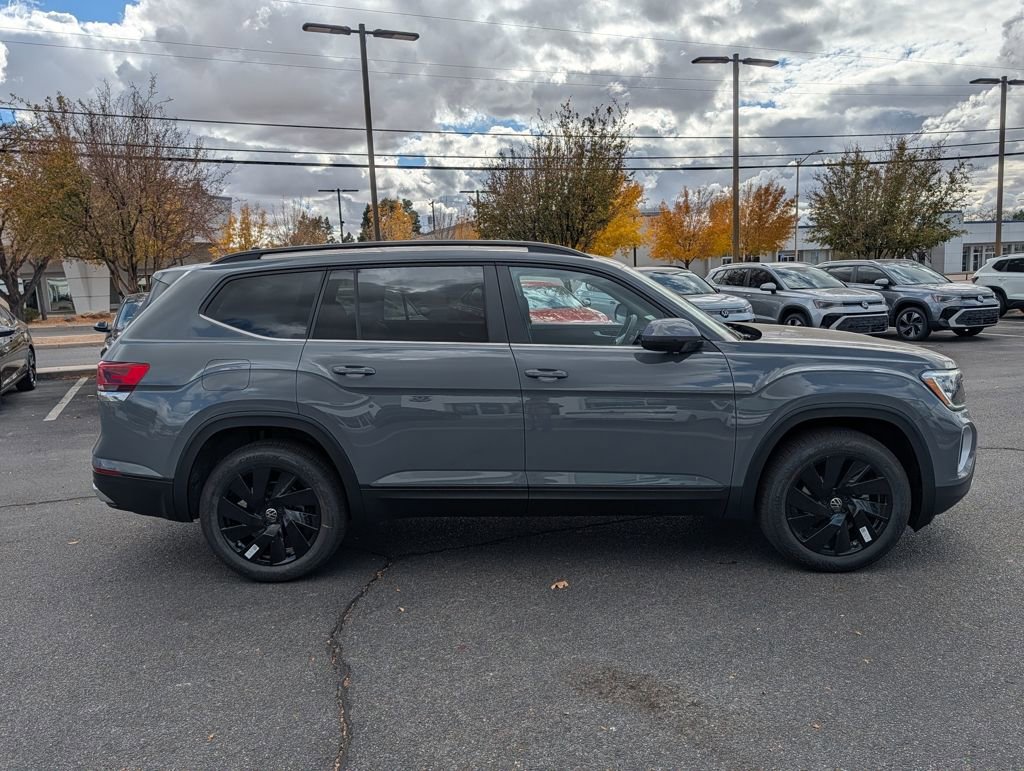 New 2026 Volkswagen Atlas SE image 4