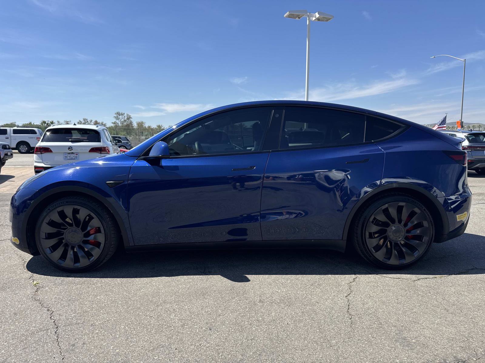 Used 2022 Tesla Model Y Performance image 2