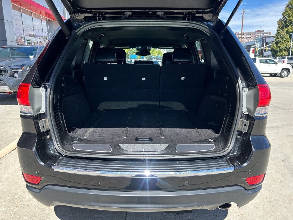 Used 2015 Jeep Grand Cherokee Limited AWD/4WD image 14