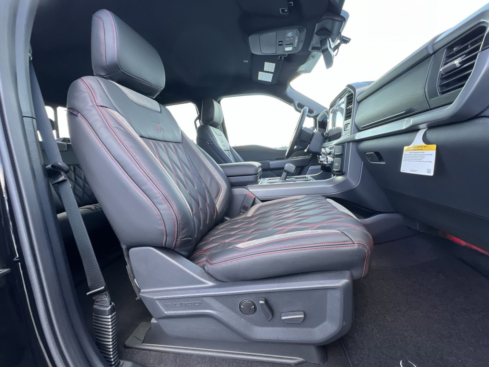 New 2025 Ford F150 XLT w/ Equipment Group 303A High image 26