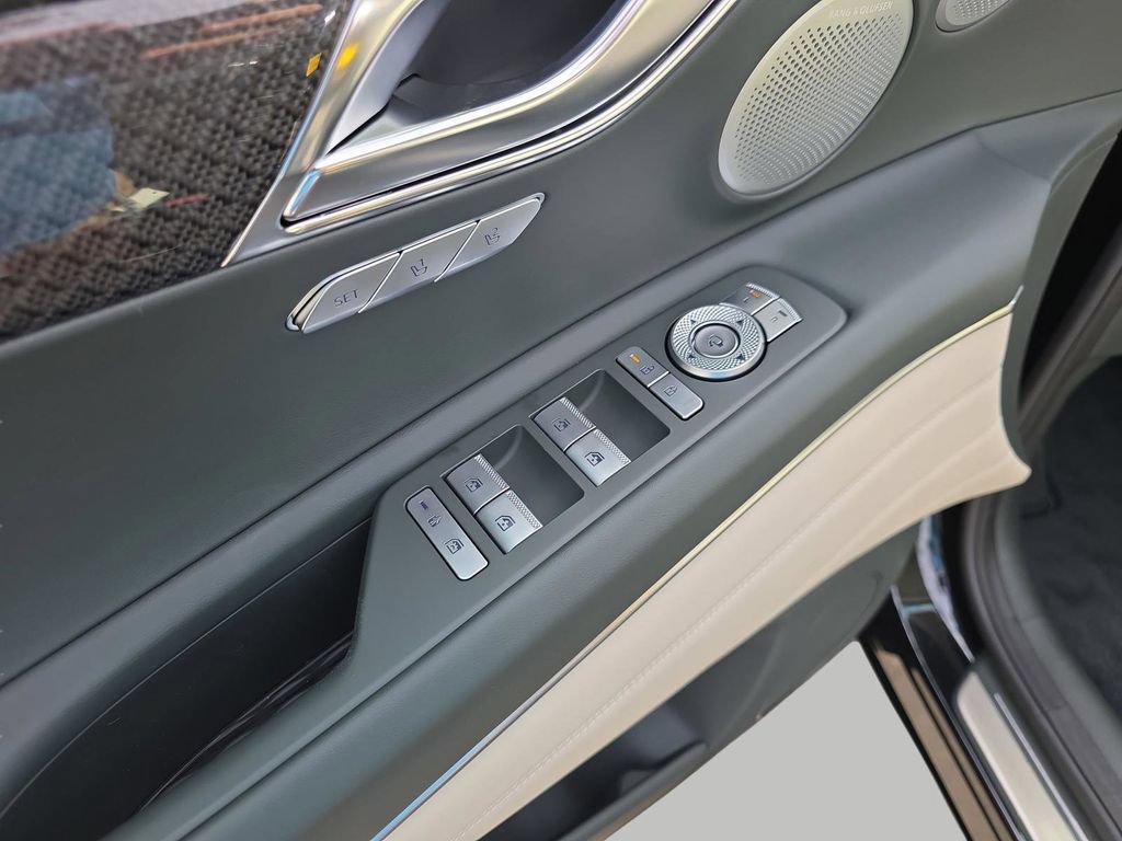New 2026 Genesis GV80 3.5T e-SC AWD/4WD image 16