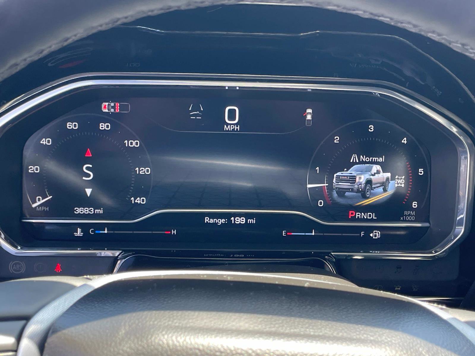 Used 2025 GMC Sierra 2500 SLT w/ SLT Premium Package image 18