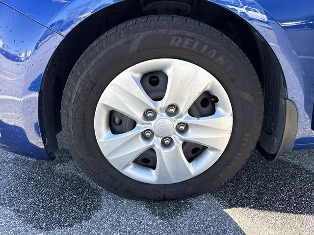 Used 2018 Kia Forte LX w/ LX Rear Camera Package image 32