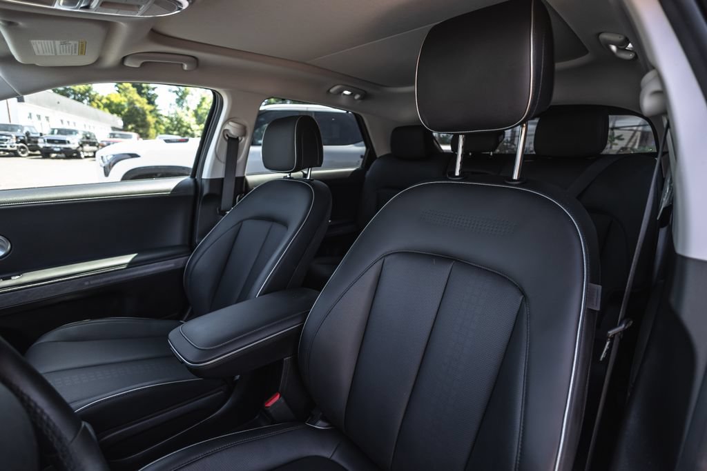 Used 2024 Hyundai Ioniq 5 Limited AWD/4WD image 19
