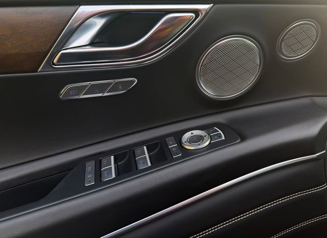 Used 2024 Genesis GV80 3.5T Prestige Signature image 18