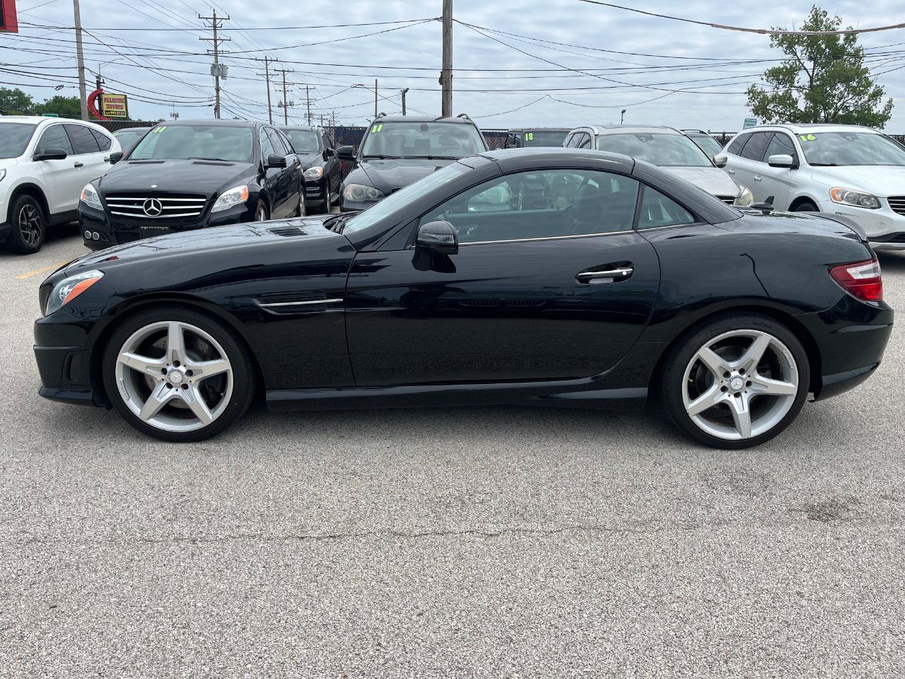 Used 2012 Mercedes-Benz SLK 350 image 2