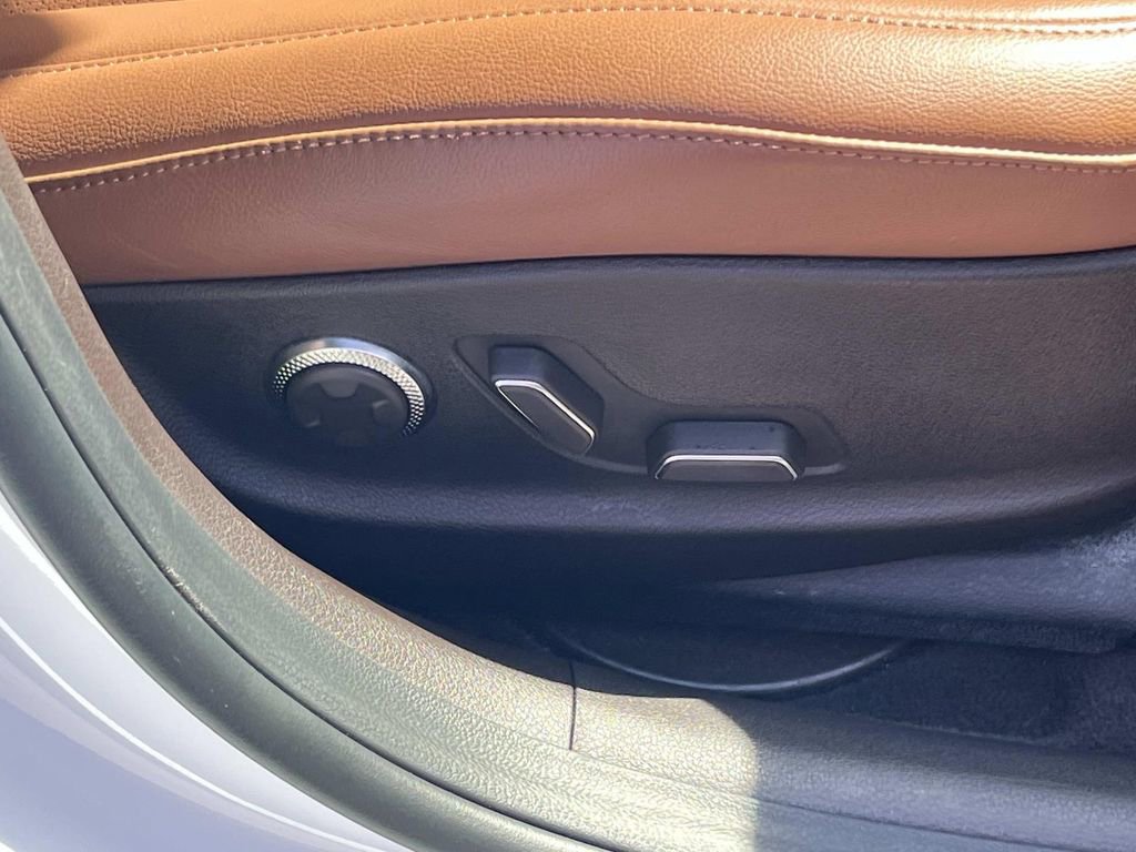 Used 2023 Genesis G80 2.5T image 16