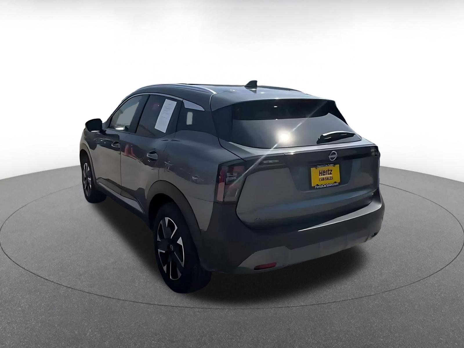 Used 2026 Nissan Kicks SV w/ Cold Weather Package AWD/4WD image 9