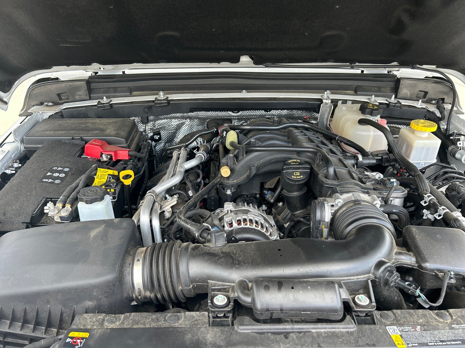 Used 2025 Jeep Gladiator Rubicon AWD/4WD image 9
