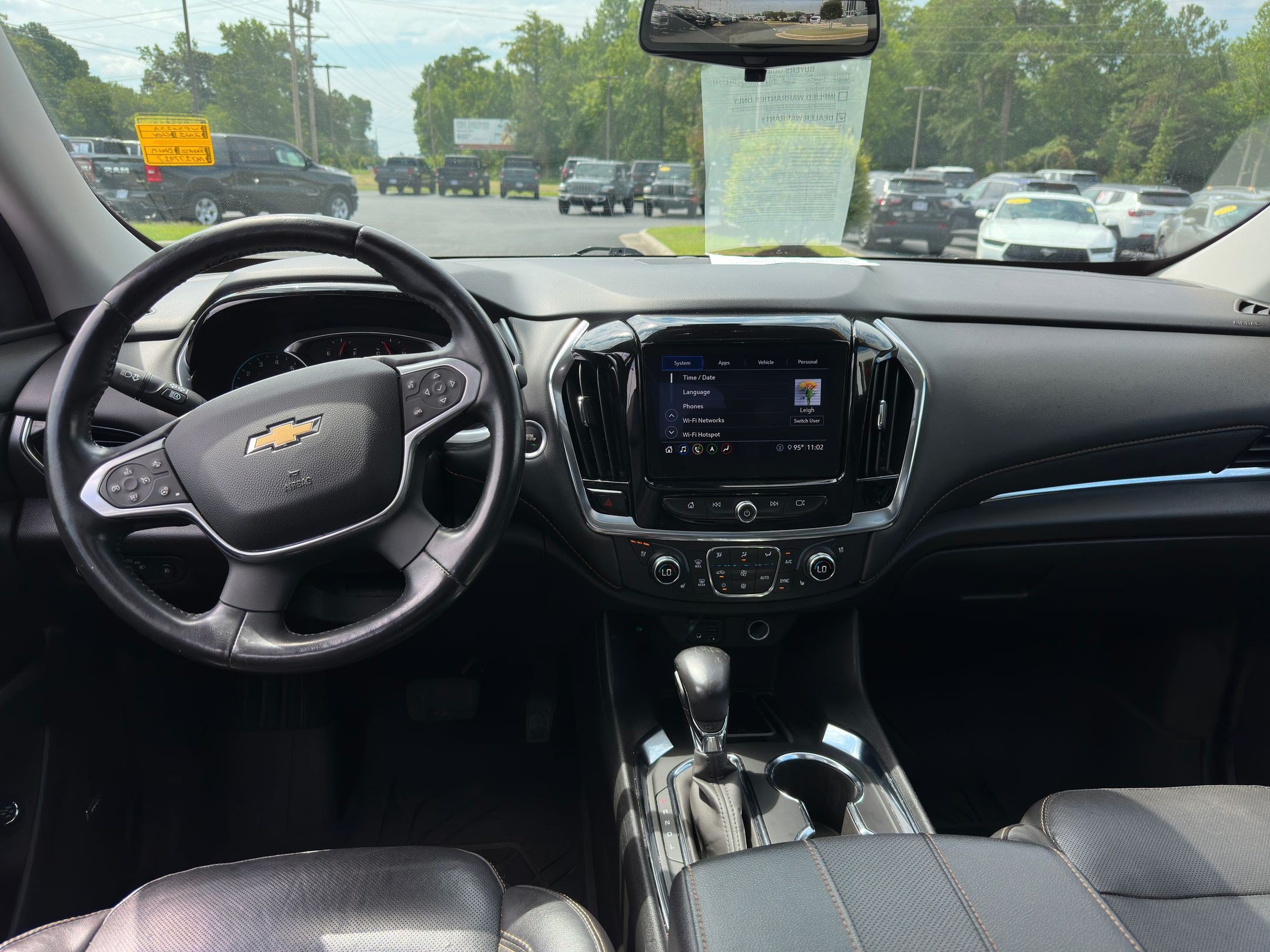 Used 2021 Chevrolet Traverse Premier w/ Redline Edition FWD image 12