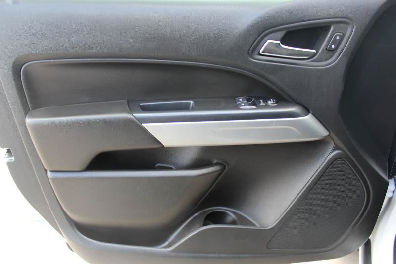 Used 2022 Chevrolet Colorado LT w/ Fleet Safety Package RWD image 12