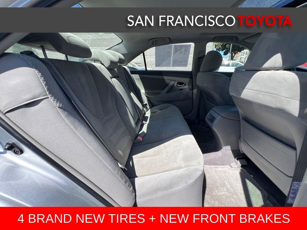 Used 2007 Toyota Camry LE FWD image 16