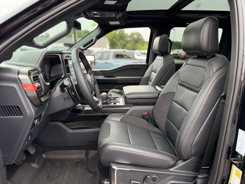 Used 2026 Ford F150 Raptor AWD/4WD image 18