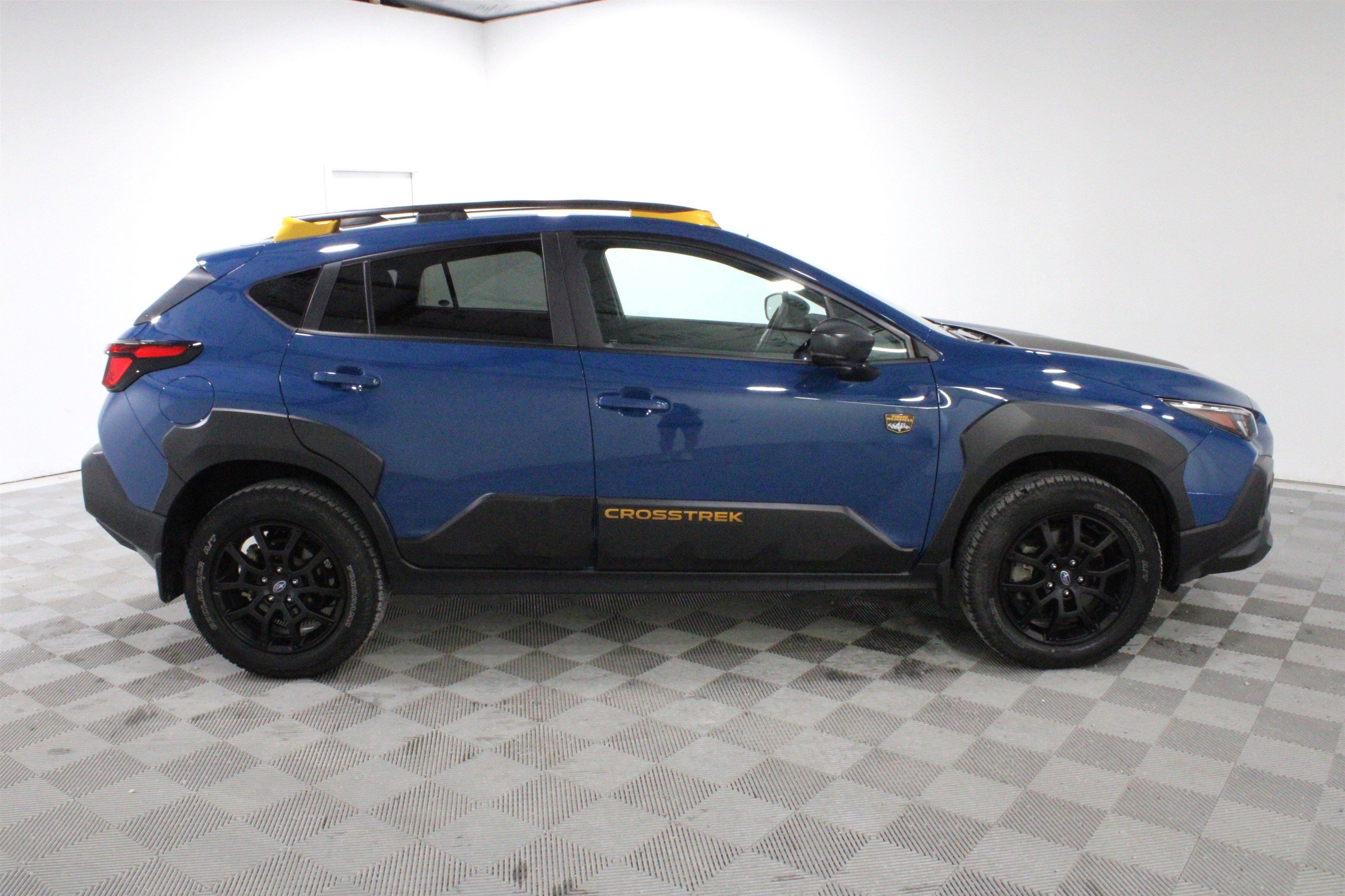 Used 2024 Subaru Crosstrek 2.5i Wilderness w/ Crosstrek Mirror Package AWD/4WD image 26