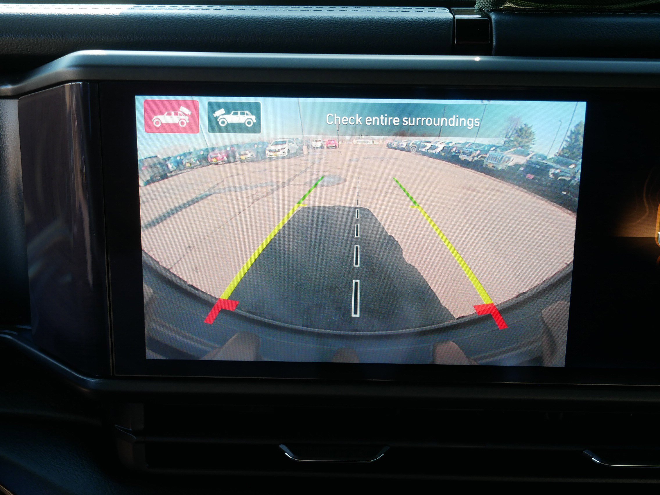 Used 2024 Jeep Wrangler Sahara w/ Technology Group image 27