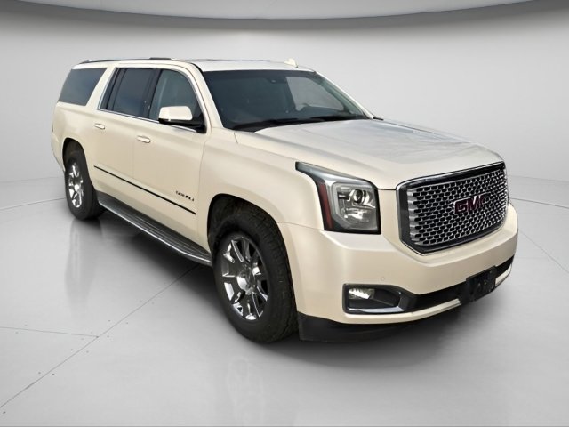 Used 2015 GMC Yukon XL Denali w/ Open Road Package image 8