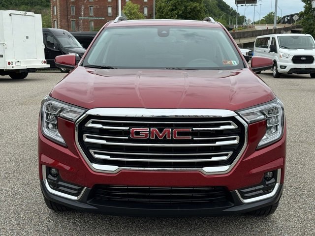 Used 2024 GMC Terrain SLT image 8