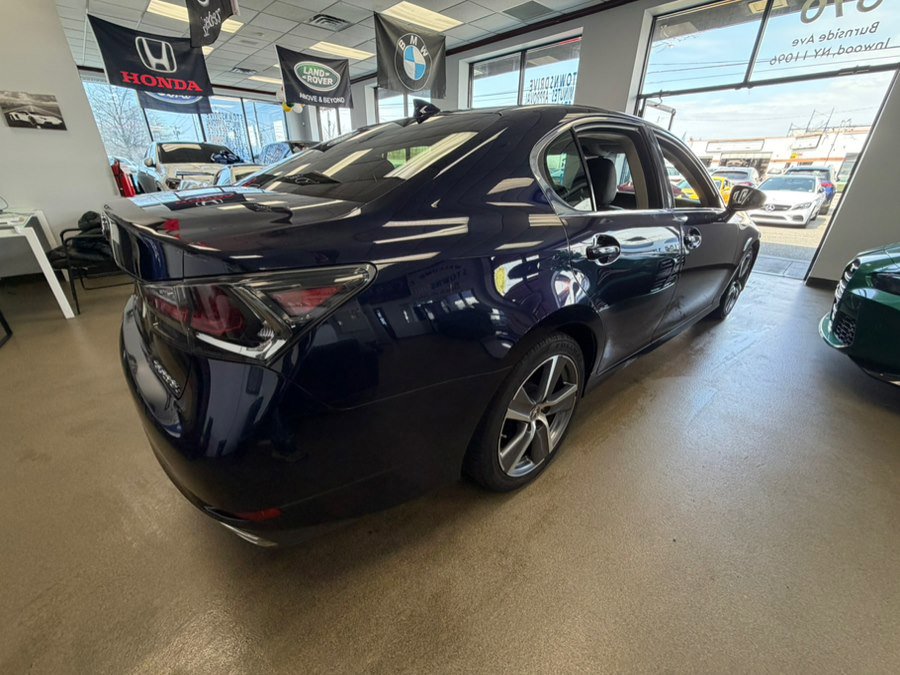 Used 2016 Lexus GS 200t image 8