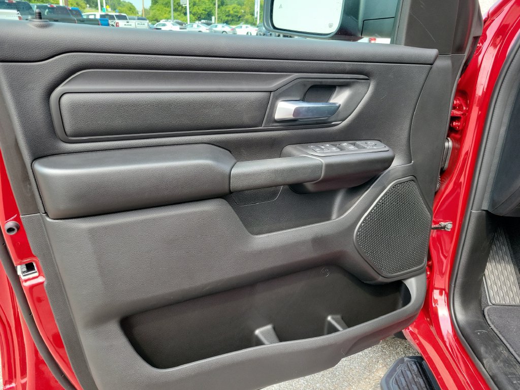 New 2026 RAM 1500 Express AWD/4WD image 13