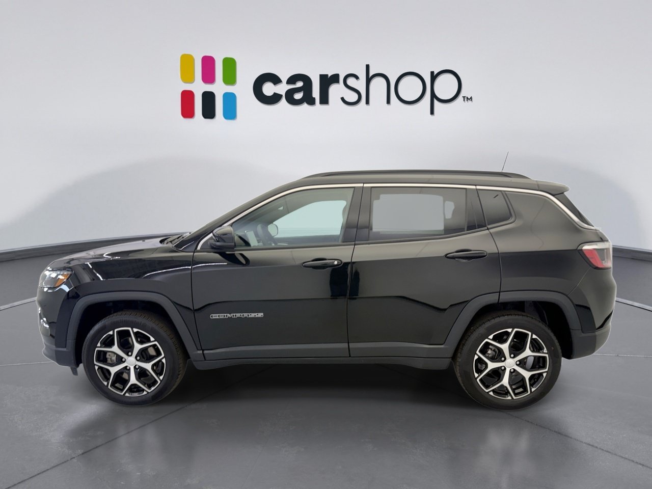 Used 2024 Jeep Compass Limited AWD/4WD image 2