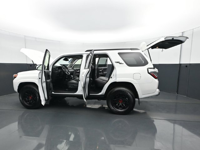 Used 2024 Toyota 4Runner TRD Off-Road Premium w/ TRD Black Wheel Package (TMS) AWD/4WD image 28