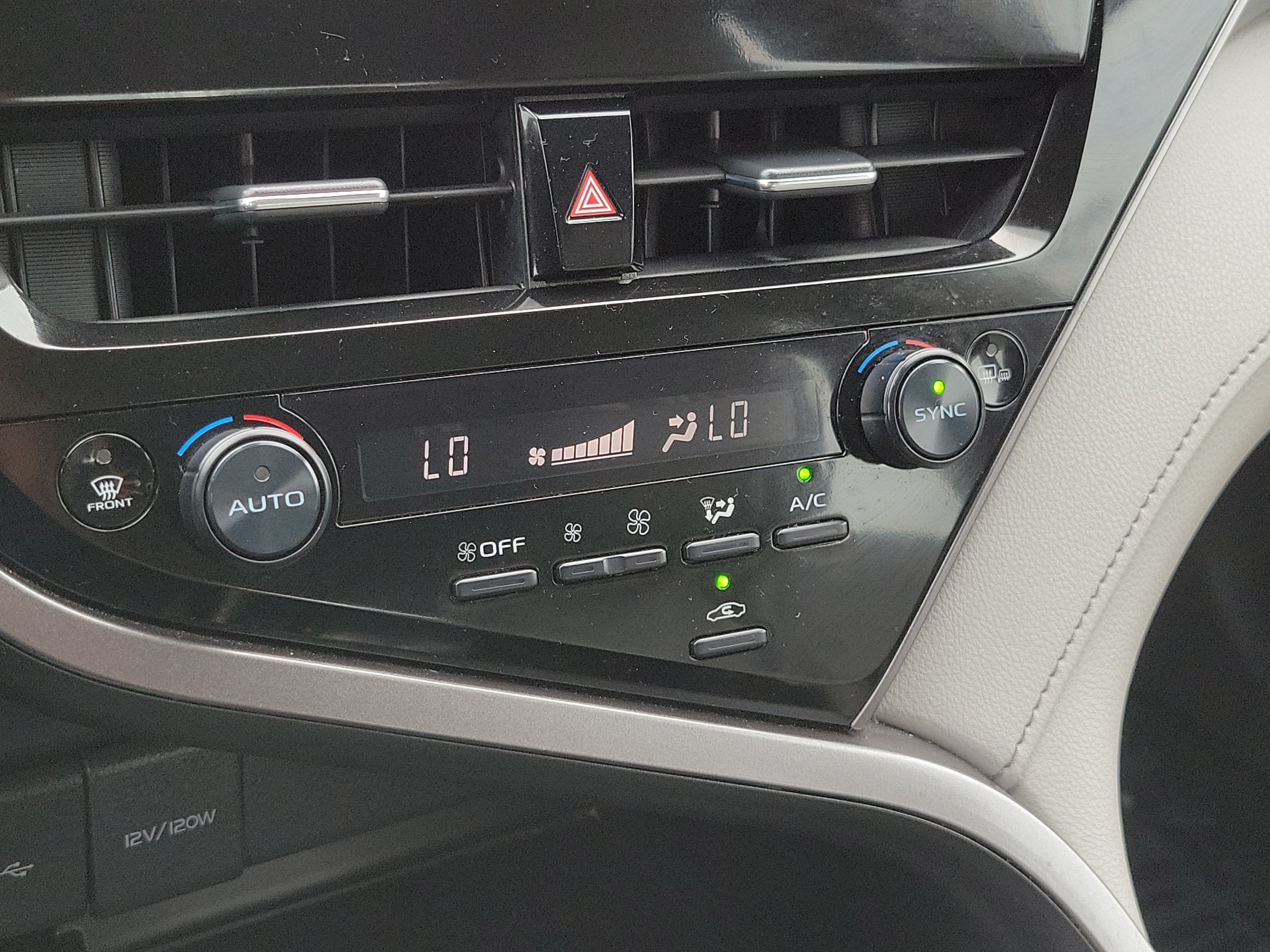 Certified 2024 Toyota Camry SE FWD image 30