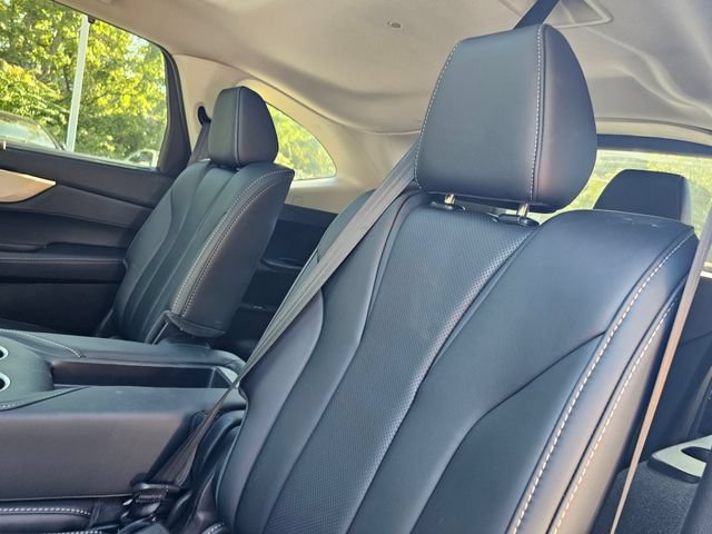 Used 2024 Acura MDX w/ Technology Package FWD image 10