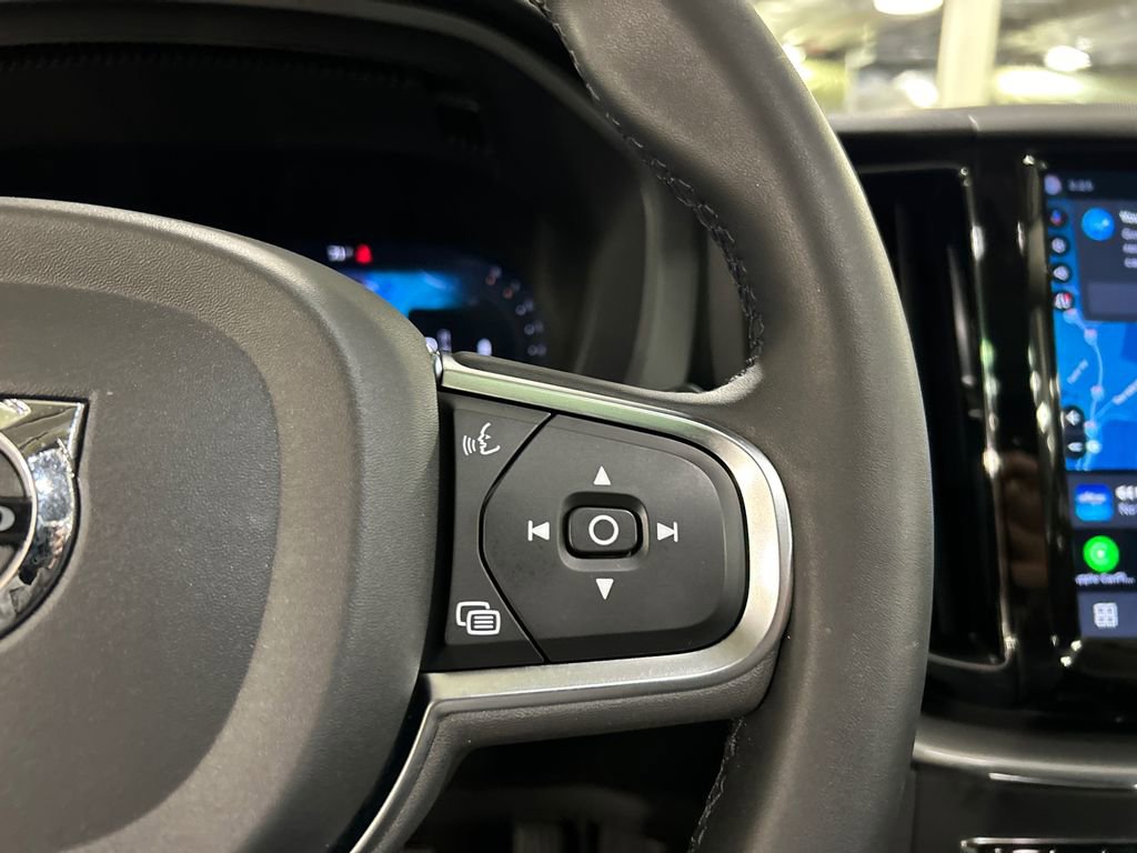 Certified 2024 Volvo XC60 B5 Core w/ Protection Package Premier image 14