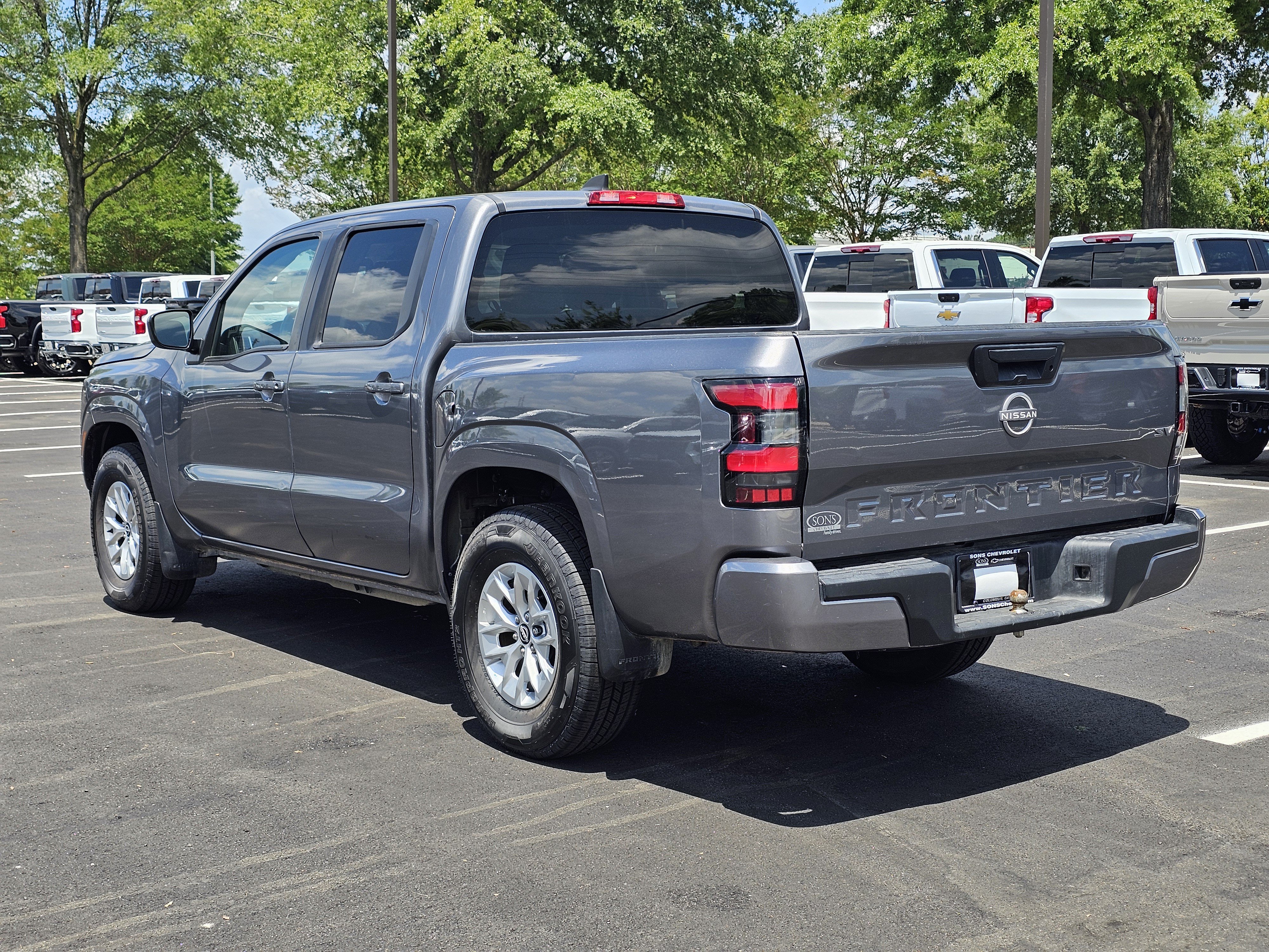 Used 2024 Nissan Frontier SV RWD image 12