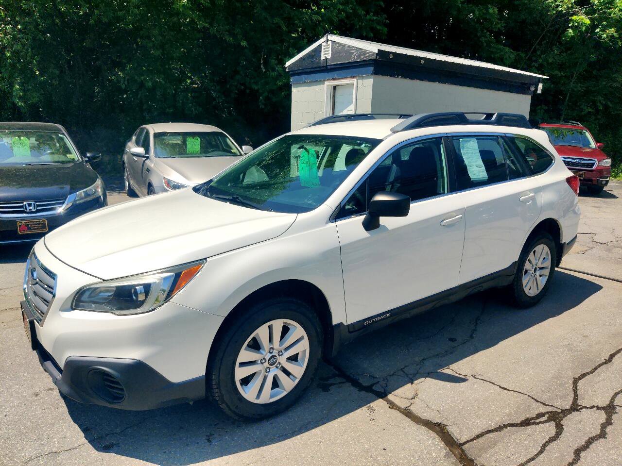 Used 2017 Subaru Outback 2.5i image 2