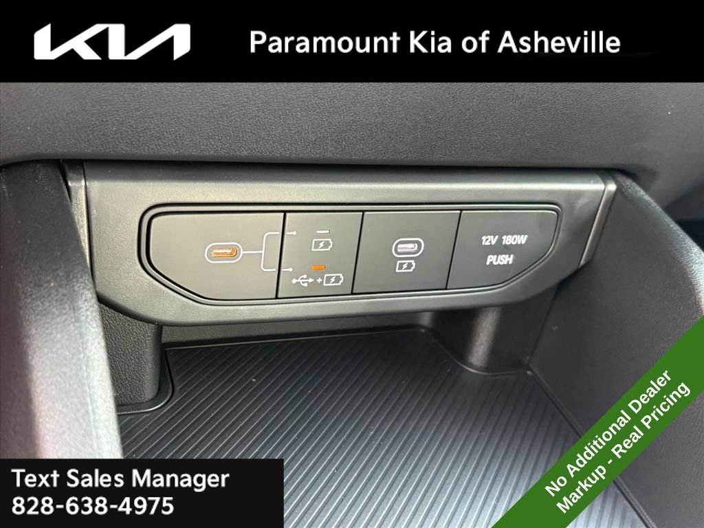 New 2026 Kia K4 FWD image 24