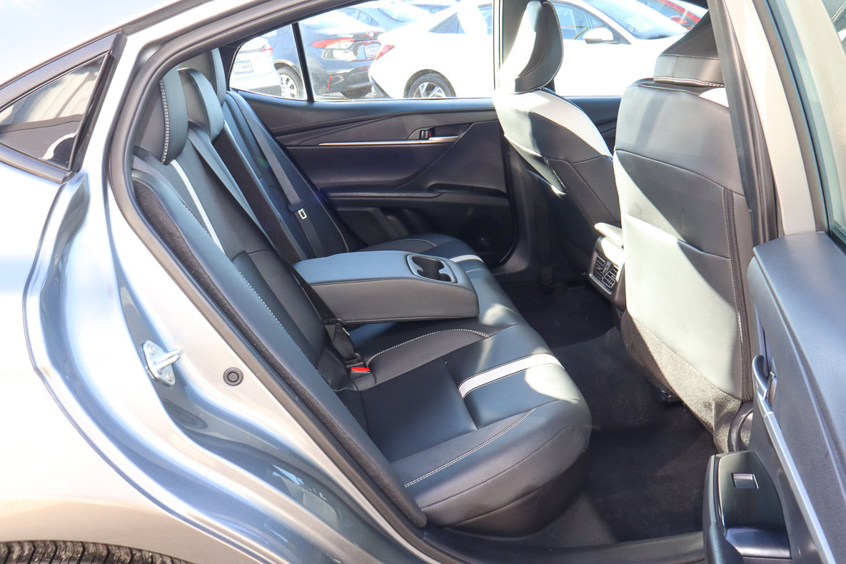 Used 2025 Toyota Camry SE image 23