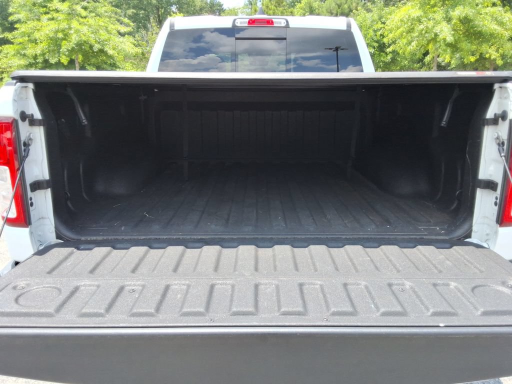 Used 2019 RAM 1500 Big Horn RWD image 17