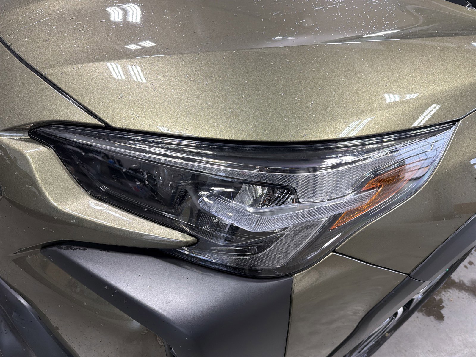 Certified 2025 Subaru Outback Premium w/ Popular Package #1A image 10