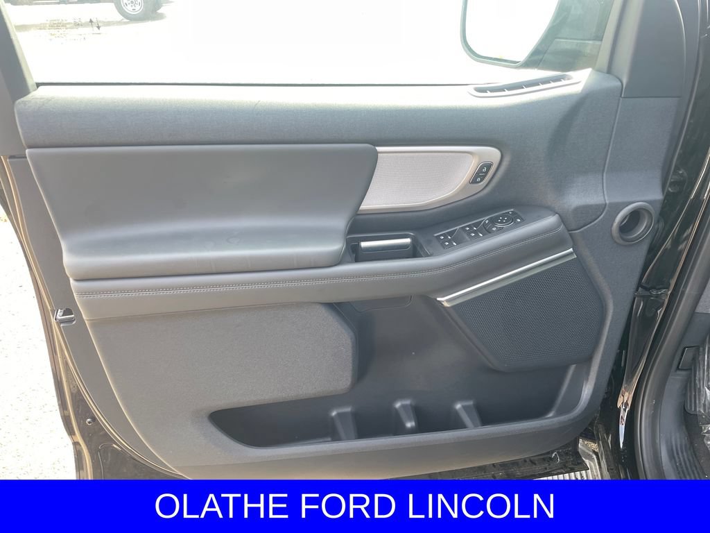 New 2026 Ford Expedition Max Active AWD/4WD image 11