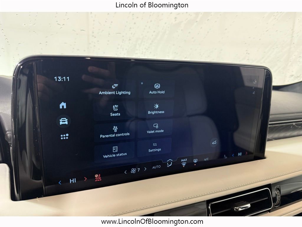 New 2026 Lincoln Aviator Black Label w/ Jet Appearance Package image 36